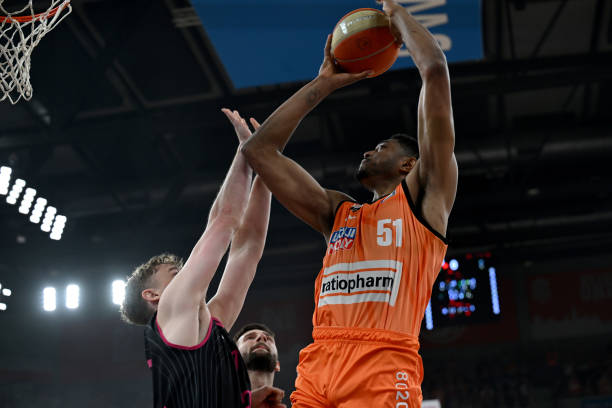 李月汝的角 李月汝的角